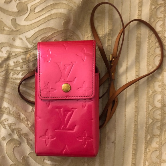 ❌SOLD❌Louis Vuitton Pink Vernis Mini Pouch w/Strap - Picture 3 of 7